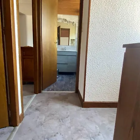 Maison Mitoyenne Proche Centre, 3 Pieces, 4 Couchages, Parking, Wi-fi Сasa de vacaciones *