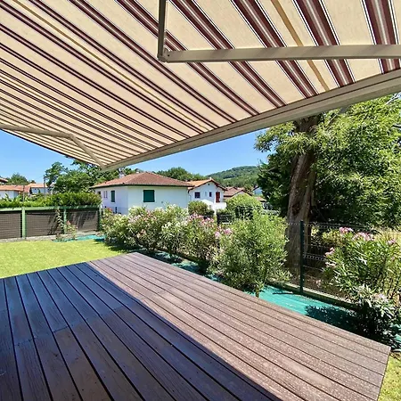 Сasa de vacaciones Maison Mitoyenne Proche Centre, 3 Pieces, 4 Couchages, Parking, Wi-fi
